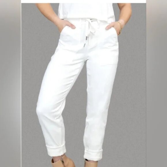 NWT - Judy Blue High waist cuffed jean joggers size 1/25 - Picture 1 of 3